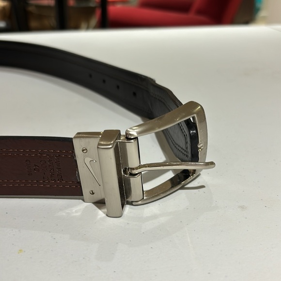 Nike Golf Belt Men’s 40 Reversible Black and Brown - Picture 4 of 6